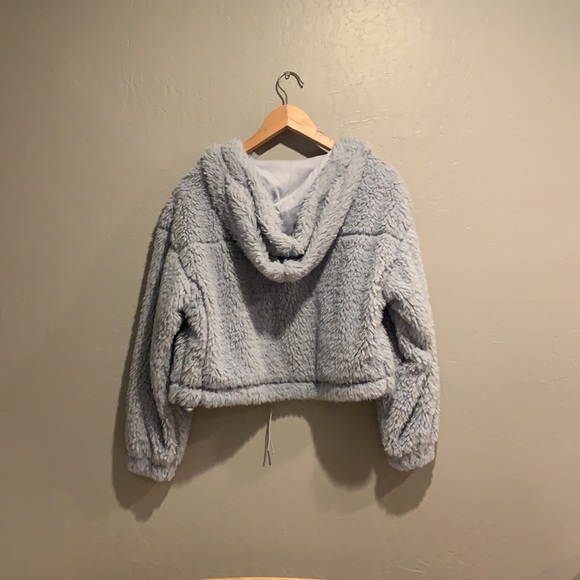 Urban Outfitters BDG Sherpa - Picture 3 of 3